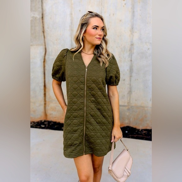 Quilted front zip dress - fall dress - Picture 1 of 9